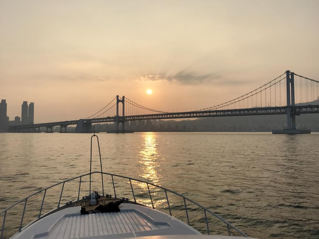 فندق Sea And Yacht بوسان المظهر الخارجي الصورة